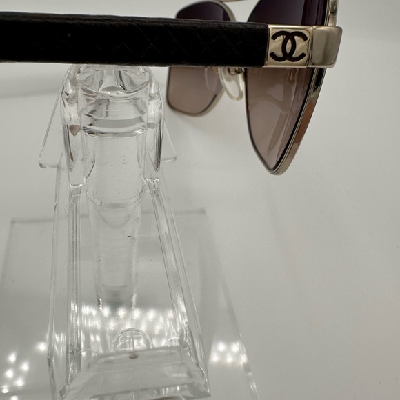 CHANEL 4196-Q Gold & Brown Quilted Pilot Sunglasses - Picture 7 of 7